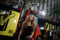 August 2006, New York, N.Y. - Shakira arrives for the MTV Video Music Awards at Radio City Music Hall.