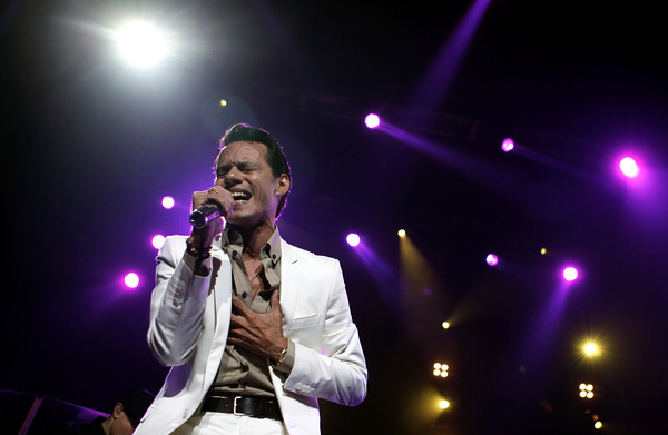 August 2008, New York, N.Y. - Marc Anthony performs at Madison Square Garden. : Showbiz Singles : Jason DeCrow Photojournalist